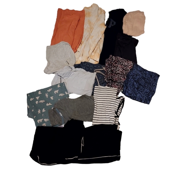 Tops - Clothes Lot Woman Medium M All Seasons Sleepwear Shirts Pants. 5 long sleeve shi